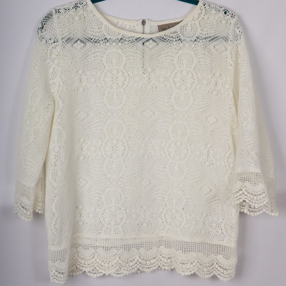 Dantelle – White laced Shirt w/ Brass zipper